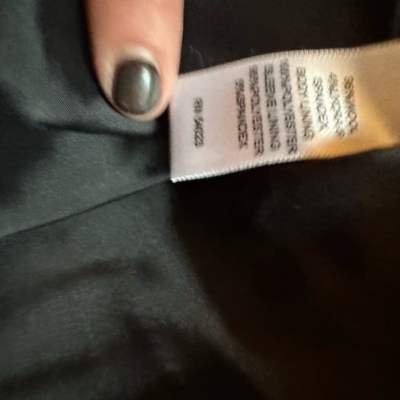 Classic Black Banana Republic Suit Set - Picture 4 of 6